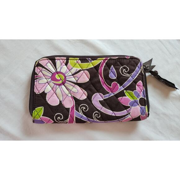 Vera Bradley Wallet Quilted Foral Pink Brown Zip Around Billfold - Picture 2 of 9